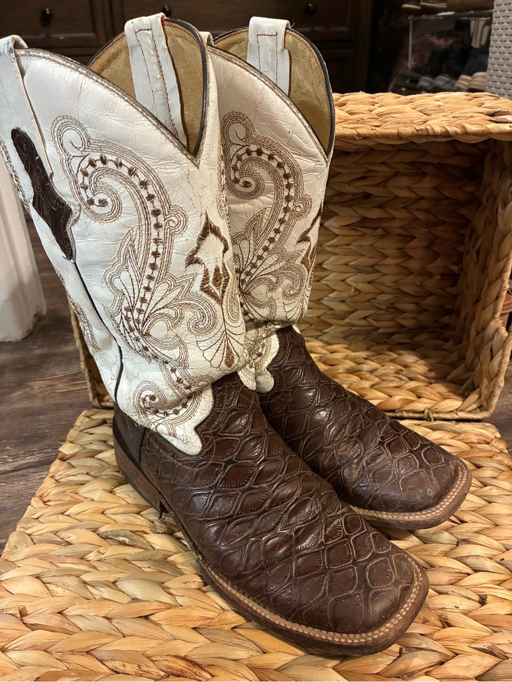 Ferrini Brown and White Anteater Print Leather Western Cowgirl Boots